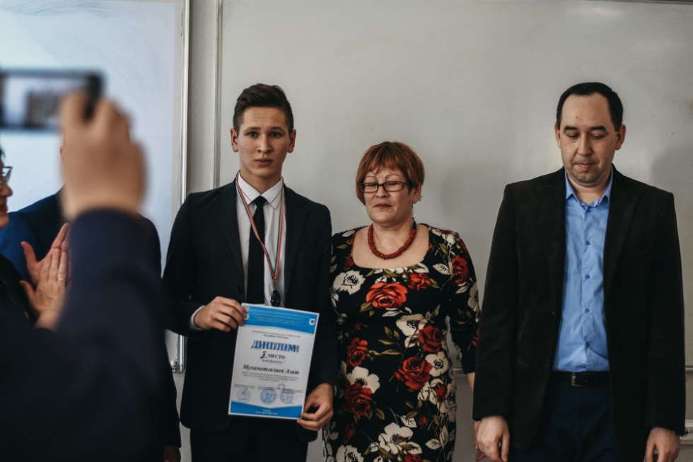 ����� ��������� ���� ������������� 