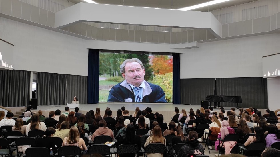 Шигъри сүзем минем ? саф тылсымым... Шигъри сүзем минем ? саф тылсымым...