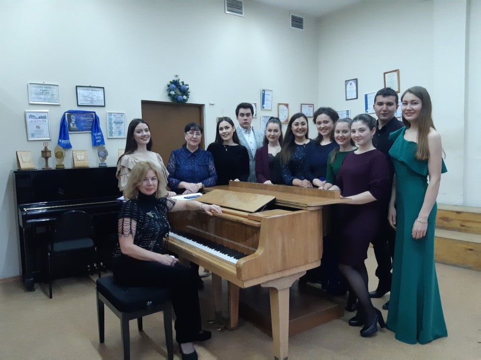 ВОКАЛЬНОЕ МАСТЕРСТВО БУДУЩИХ ПЕДАГОГОВ-МУЗЫКАНТОВ ВОКАЛЬНОЕ МАСТЕРСТВО БУДУЩИХ ПЕДАГОГОВ-МУЗЫКАНТОВ