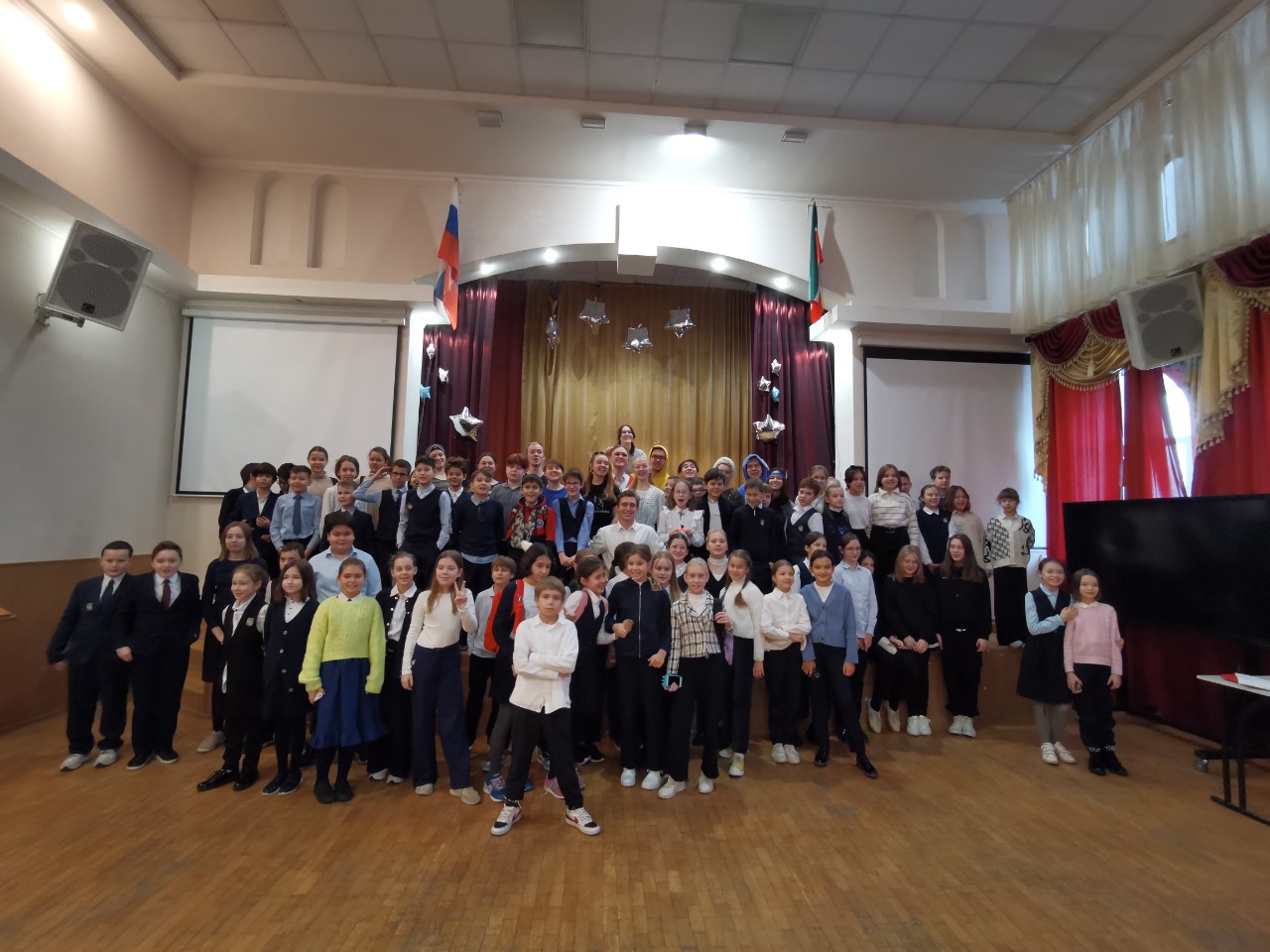 ������������������ ������������ ������� Linguo Drama.