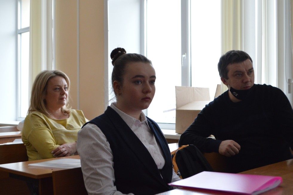 ������ ��� 4-7 ������� ���������, ������������� � ���������� � ����������� ��������