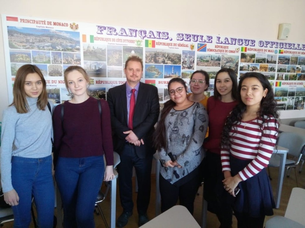 День 3. Лекция Микаэля Брисара День 3. Лекция Микаэля Брисара