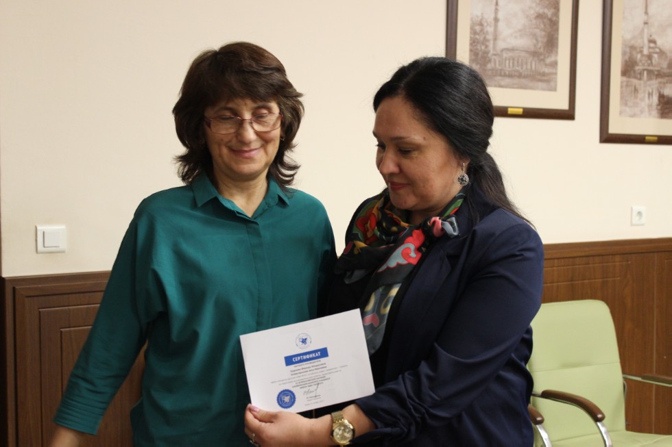 235 �����������