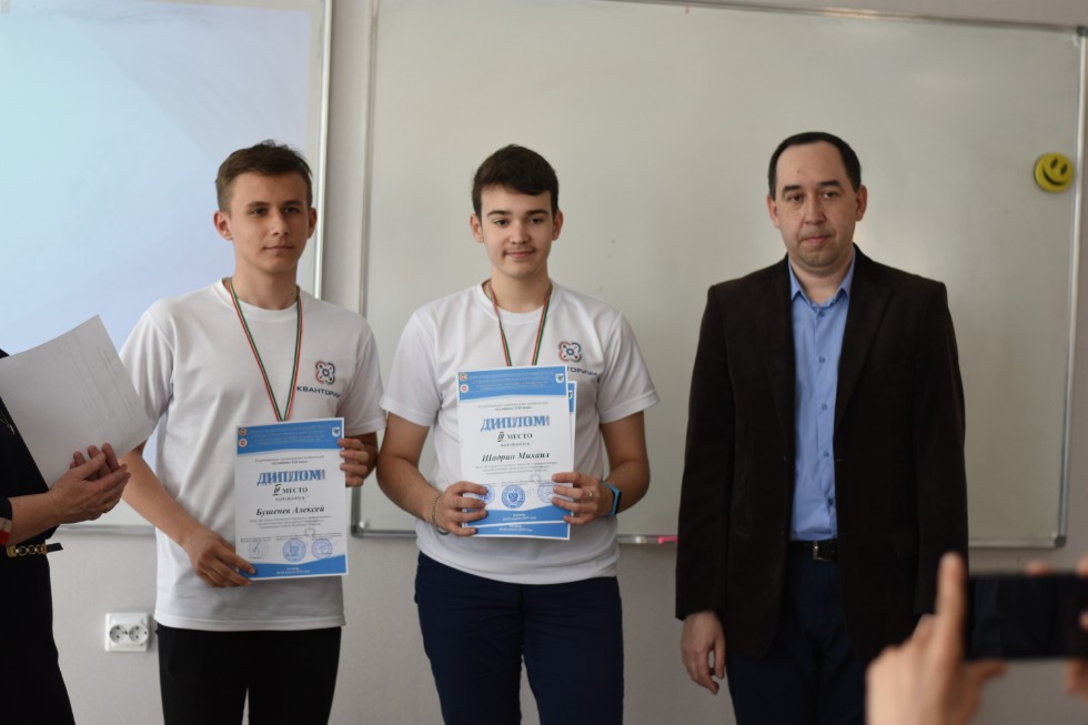 ����� ��������� ���� ������������� 