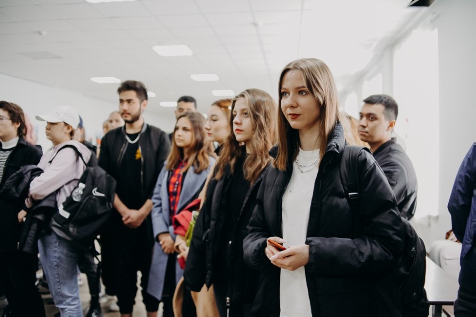 Выставка 'На поиск затонувших кораблей' открылась в КФУ в день 300-летия визита Петра I в Казань Выставка 'На поиск затонувших кораблей' открылась в КФУ в день 300-летия визита Петра I в Казань