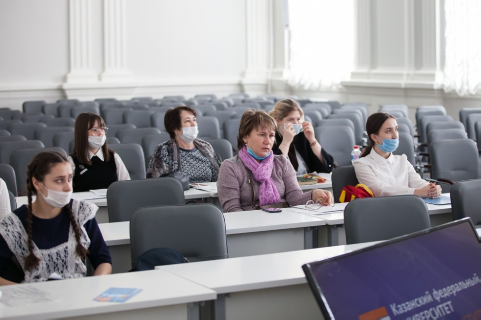 Прошла научно-практическая конференция для школьников 'Русский язык и литература XXI века' Прошла научно-практическая конференция для школьников 'Русский язык и литература XXI века'