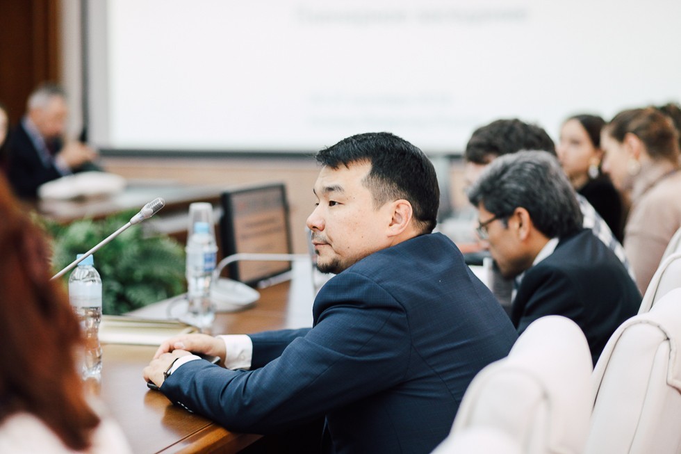 � ��� �������� IX ������������� ����� '����� � ���������������� ����'