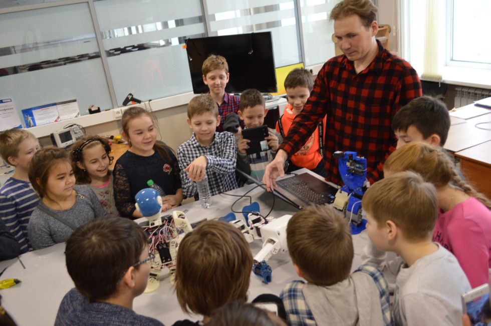 ����������� 4 ������ �������� �19 �������� ���������� �������� � ���������-������������ ������ ���