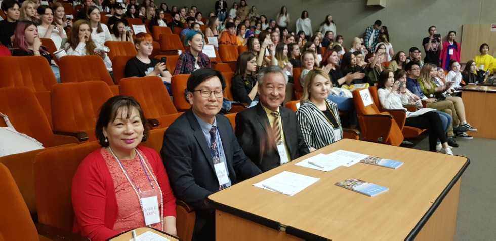 В КФУ прошел конкурс корейской песни и танца 'K-CULTURE' В КФУ прошел конкурс корейской песни и танца 'K-CULTURE'