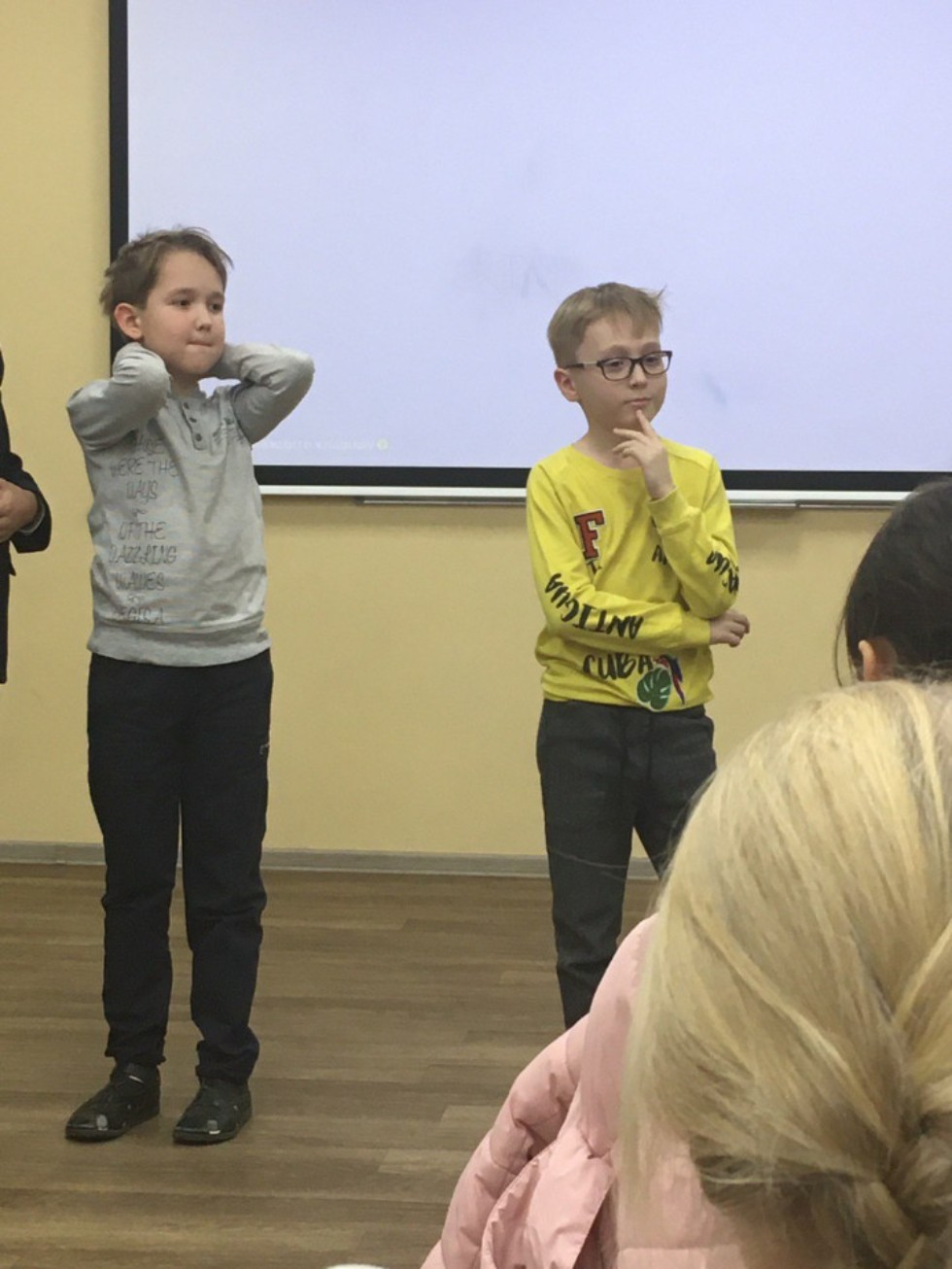 Занятие по актерскому мастерству в детском театре 'Радуга' Занятие по актерскому мастерству в детском театре 'Радуга'