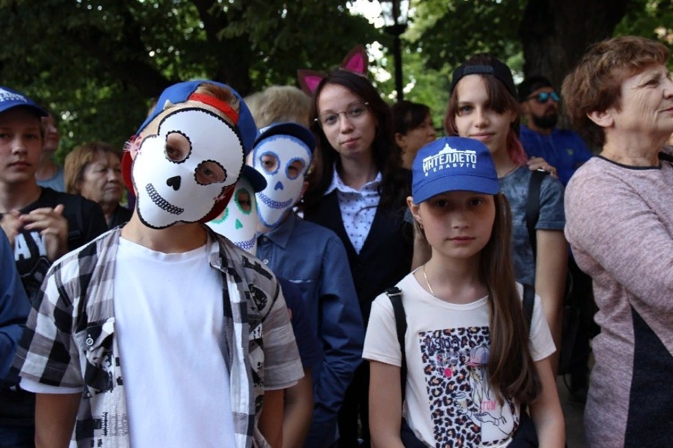 Все мы родом из детства Все мы родом из детства