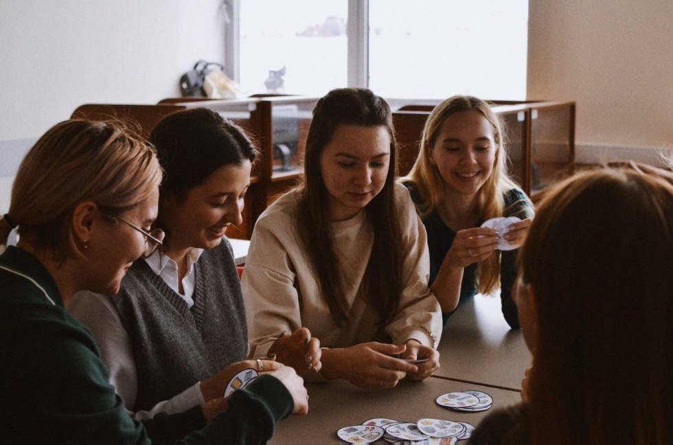 В Институте филологии и межкультурной коммуникации был проведен декадник иностранных языков В Институте филологии и межкультурной коммуникации был проведен декадник иностранных языков