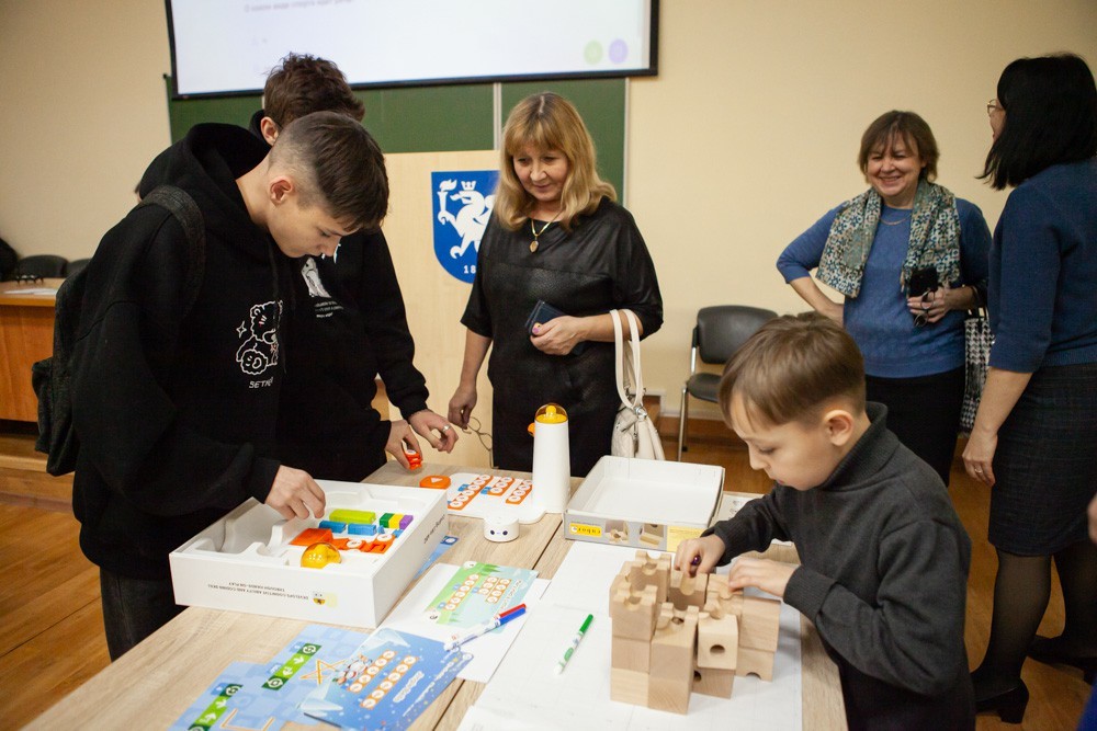 'Ночь открытий ? 220' прошла в Елабужском институте КФУ 'Ночь открытий ? 220' прошла в Елабужском институте КФУ