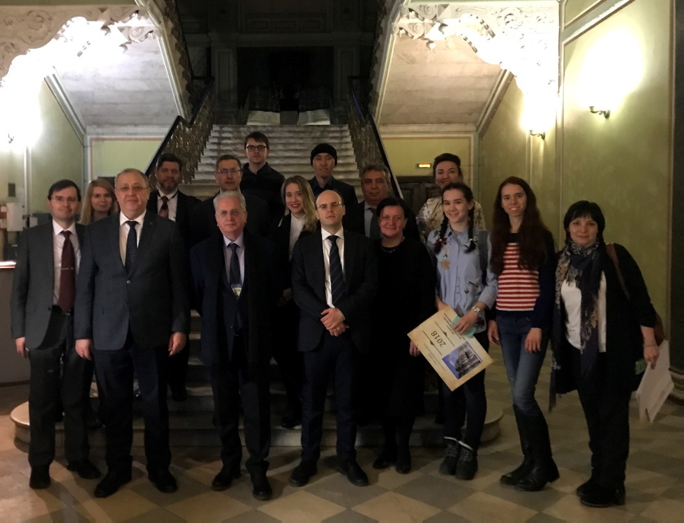 ������ ��� ����� � ������ ������������ ������-������������� ����������� �� ����������� ������ ����������� ���������� '�������������� � �������������'