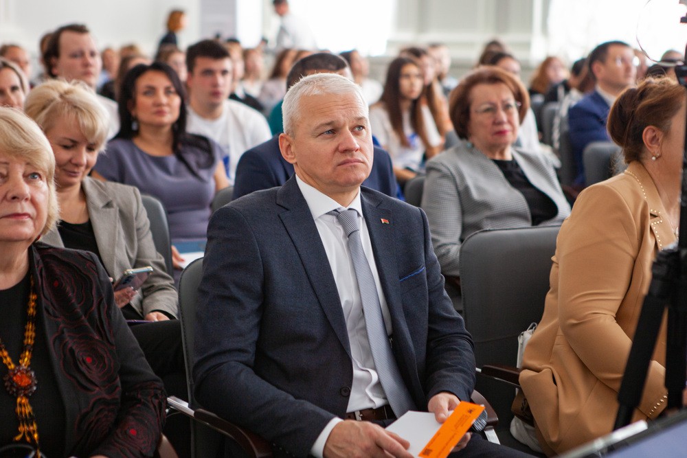 IX ������������ ������: �������� (����)