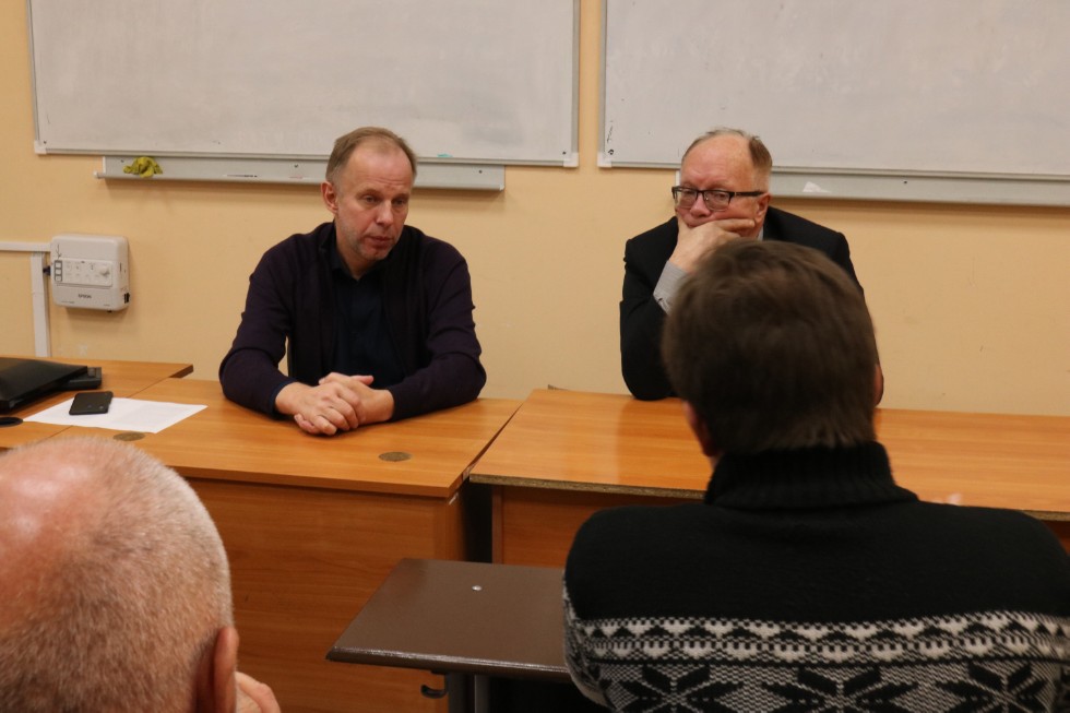 � ������ � ���� - ������ �����, �������� ������ ���������������� � �������������� ������������ � ����������, ���������� �������� ��������� ��������� � ��������������� ������ ��� ���������� ��