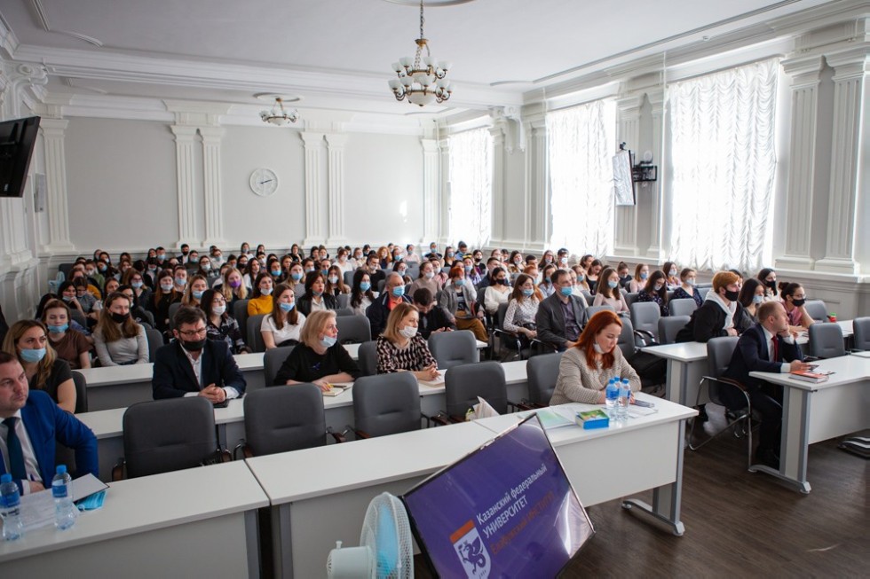 � ���������� ��������� ������ ������� � �������������� ���������� ���������������� ����� ����������� ���������� ������� � �������� � ����������� ��������������� ���������� '�������' ,���������� �������� ���