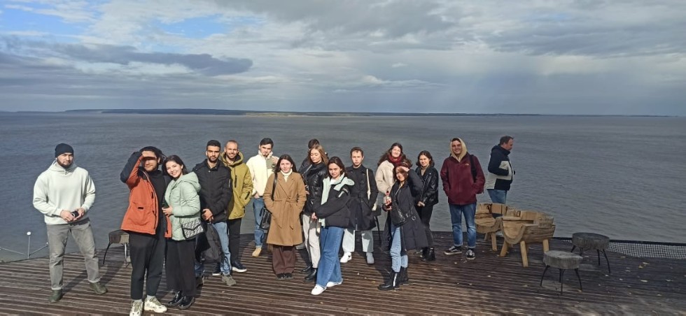 Экскурсия студентов в загородный эко-отель THE Камский Экскурсия студентов в загородный эко-отель THE Камский