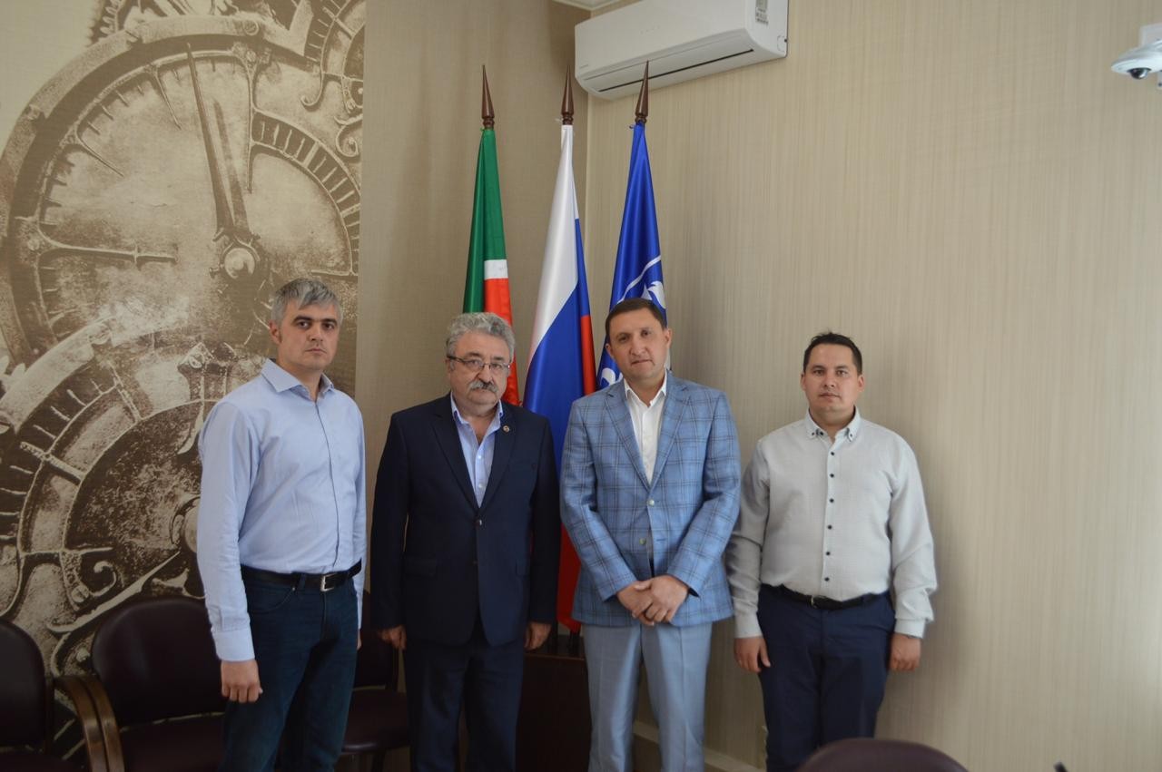 Генеральный директор ООО ИЦ 'Энергопрогресс' Гараев Алмаз Лябисович посетил Инженерный институт КФУ Генеральный директор ООО ИЦ 'Энергопрогресс' Гараев Алмаз Лябисович посетил Инженерный институт КФУ