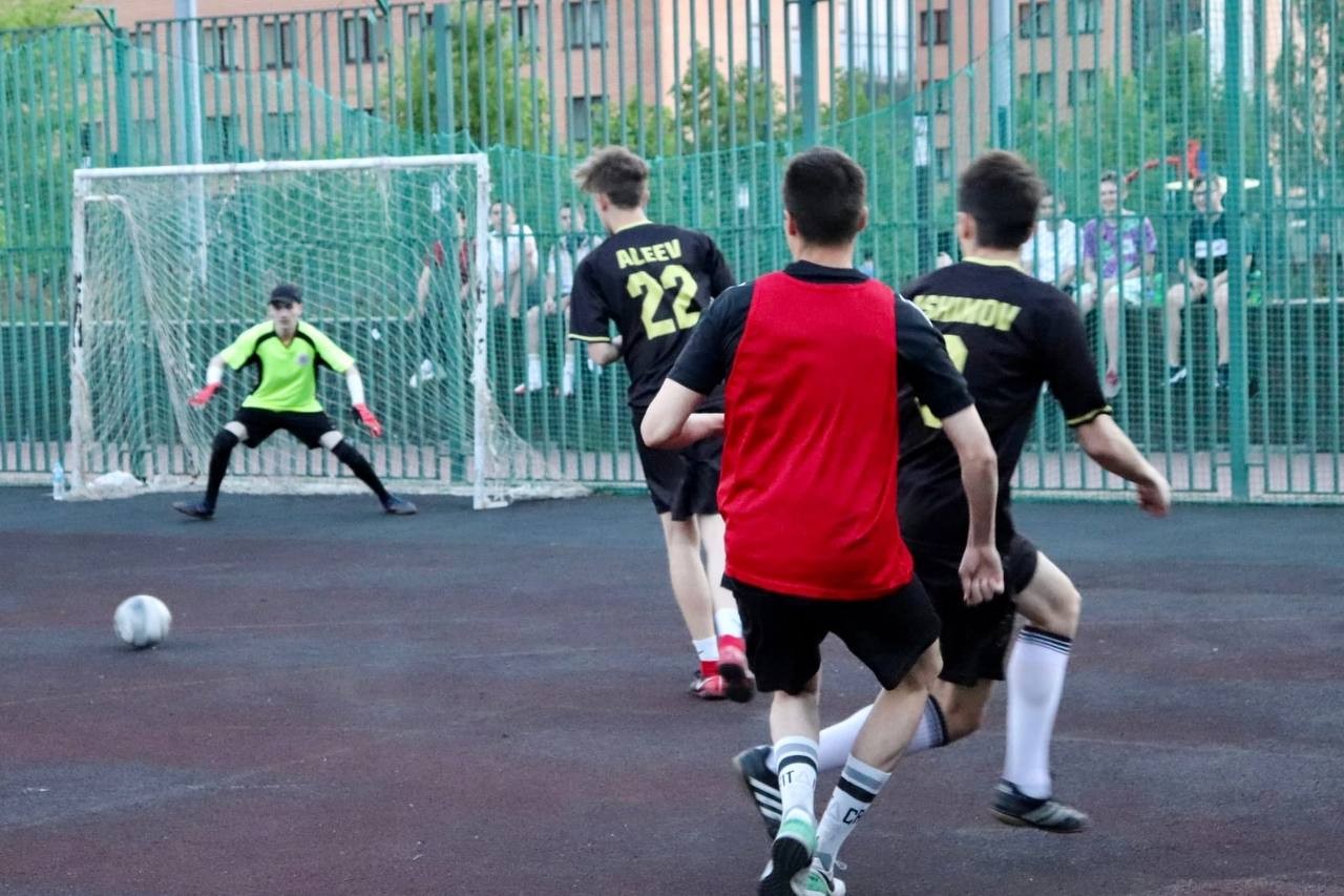 ������ �� ����-������� ����� ��������� ������� �����������