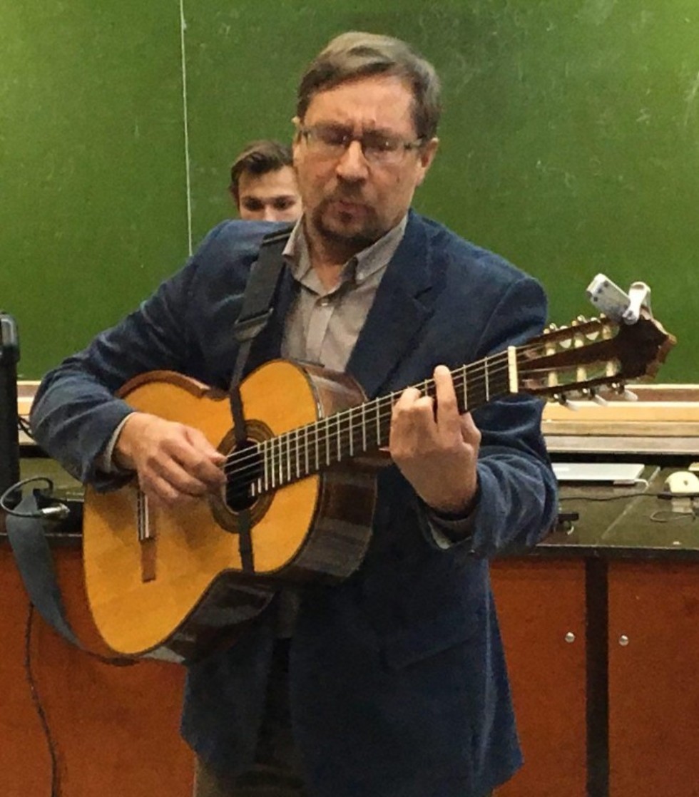 ����� �������� ������� ����� ����������� ��������� ��� �������� �.�.