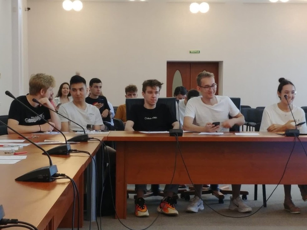 ������� �������� � �� ���� ��������� 2 ����� ��������� ������ ����������� 