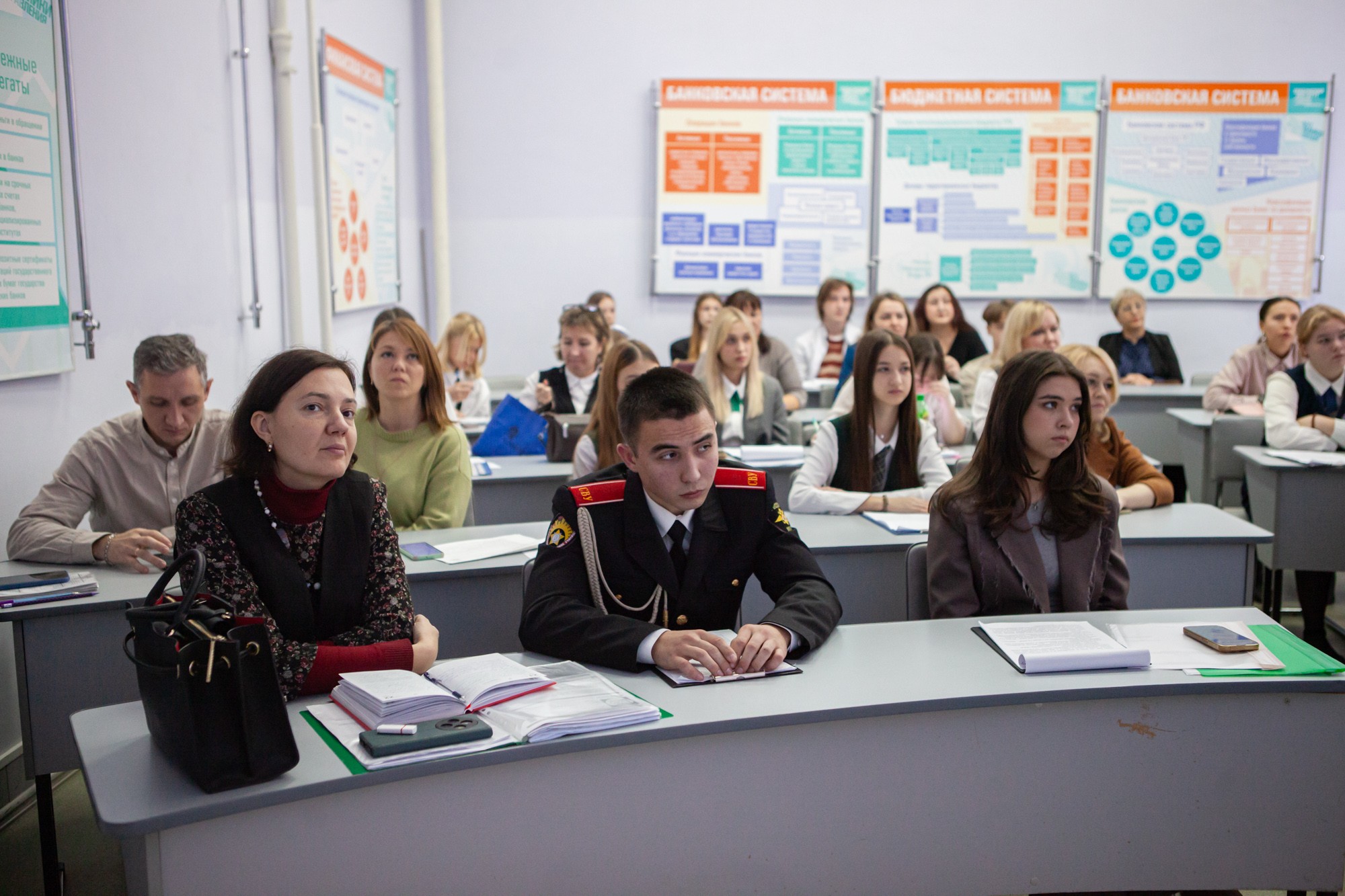 Традиционная конференция 'Юный филолог ? 2025' состоялась в Елабужском институте Традиционная конференция 'Юный филолог ? 2025' состоялась в Елабужском институте