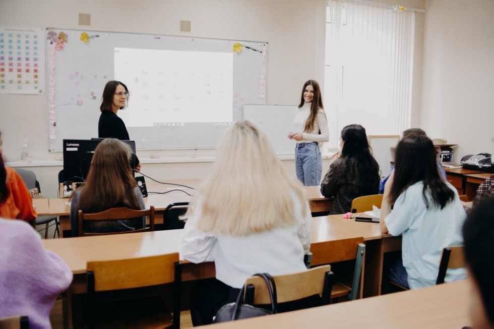 Лингвошкола открыла свои двери для абитуриентов Института международных отношений Лингвошкола открыла свои двери для абитуриентов Института международных отношений