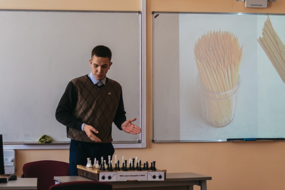 ����� ��������� ���� ������������� 