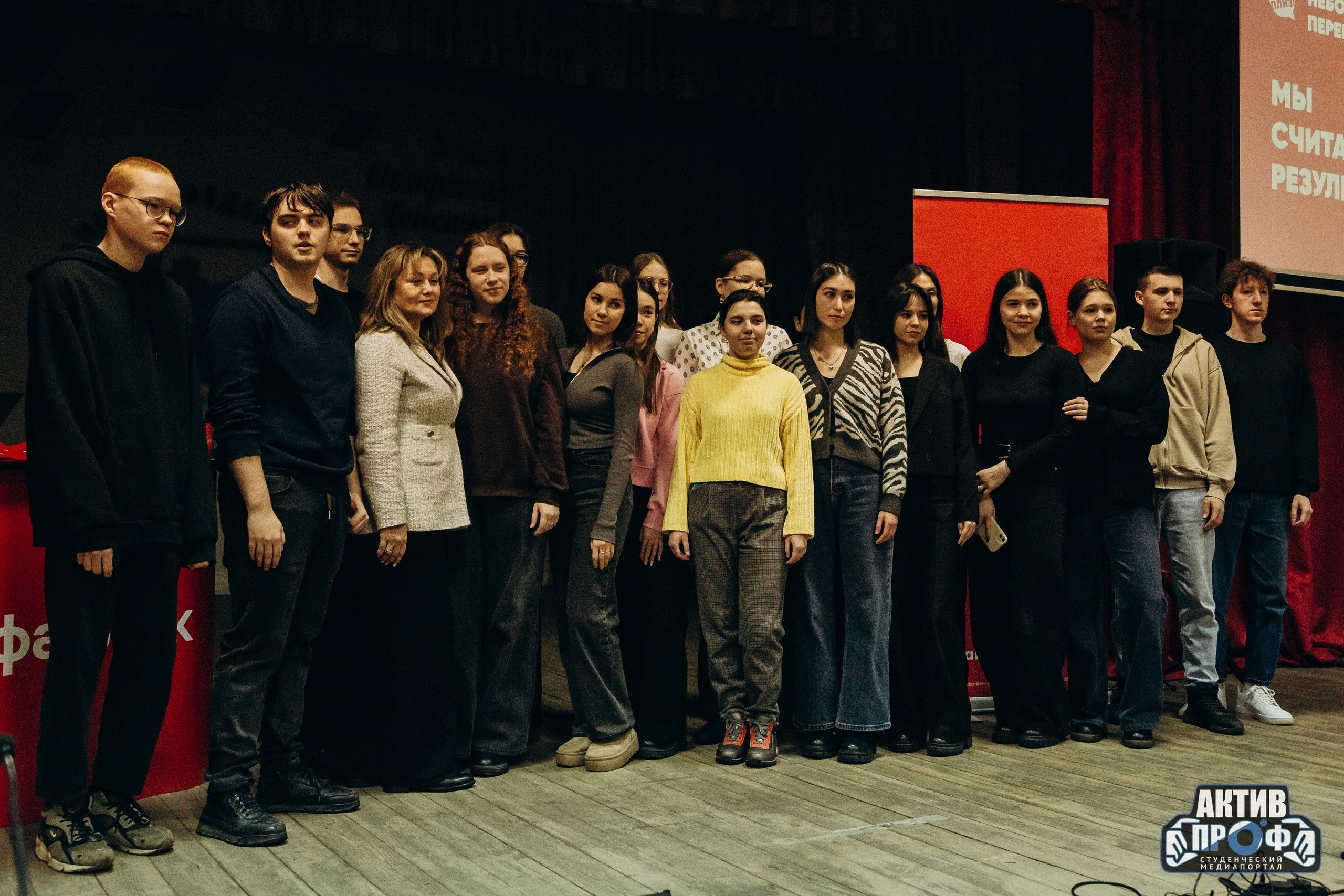 �����-����