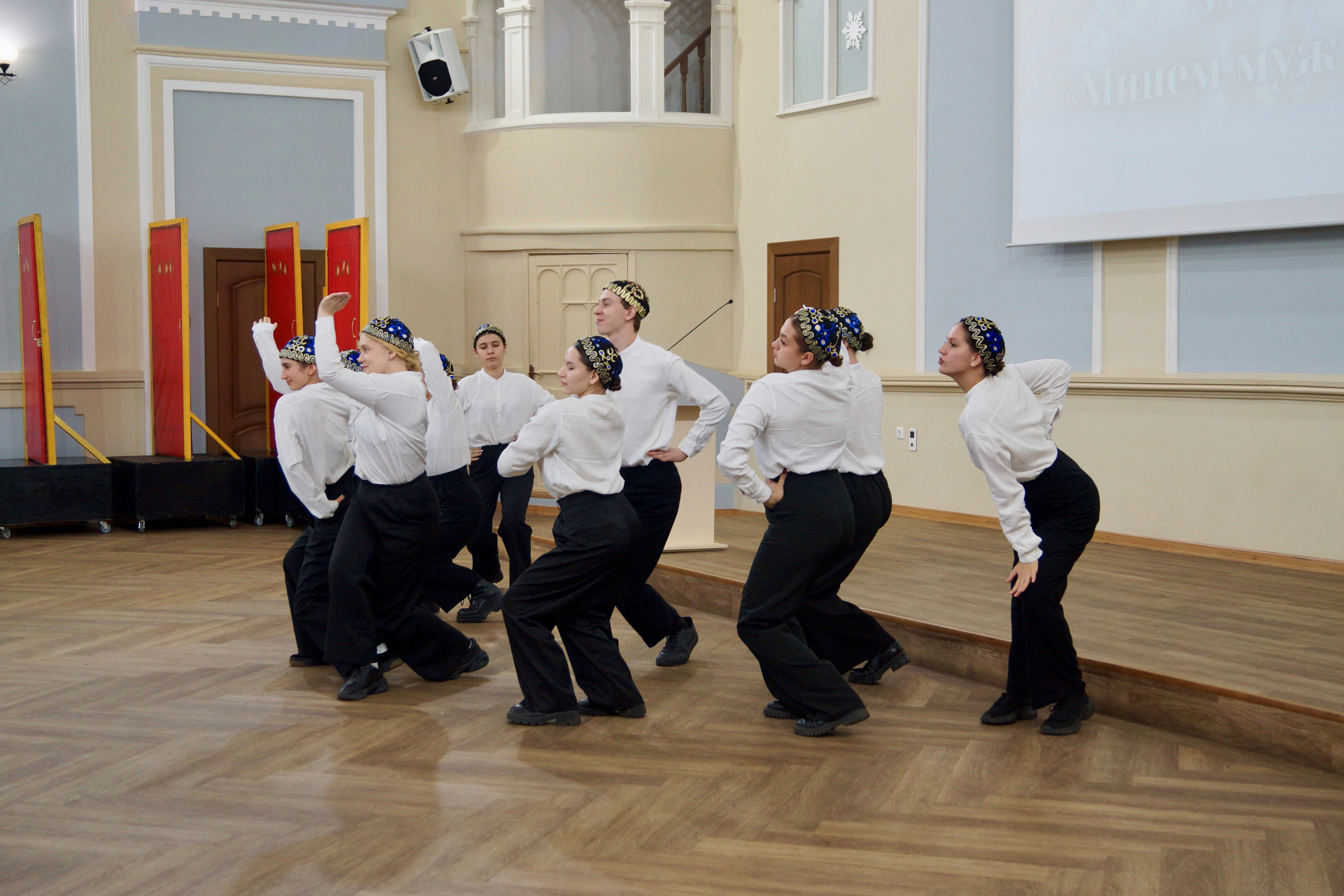 Праздничное мероприятие для студентов 1 курса Праздничное мероприятие для студентов 1 курса