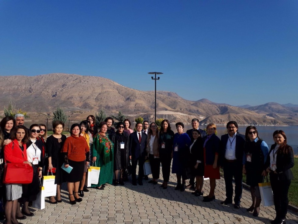 'Dünya Dili Türkçe' �������� ����������