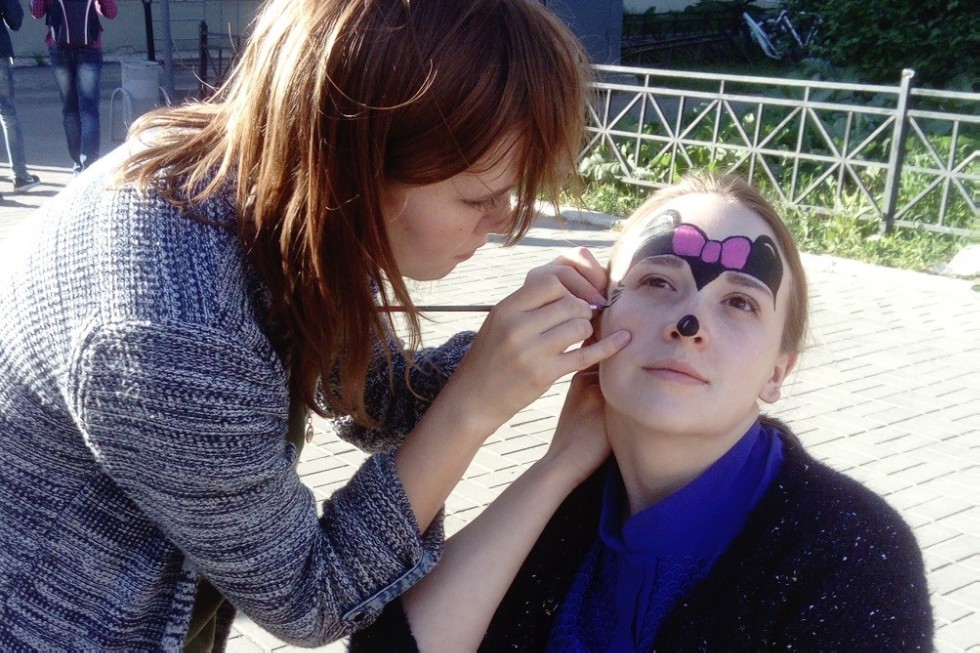 ������������� � �������� ����������� ��������� ��� ������� ������� � ������� '�R�-����� � ���'