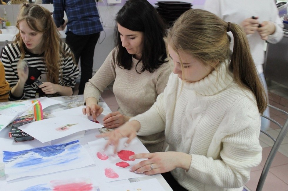 Более 20 школьников стали участниками профильной профориентационной школы Коворкинг 2.0 Более 20 школьников стали участниками профильной профориентационной школы Коворкинг 2.0