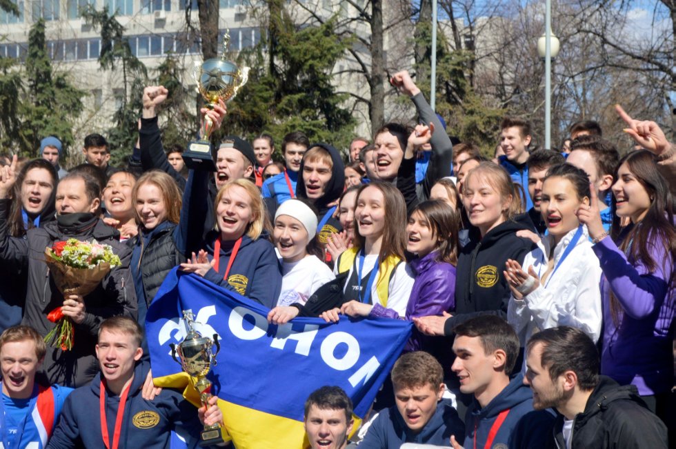 �������� ������ � �����