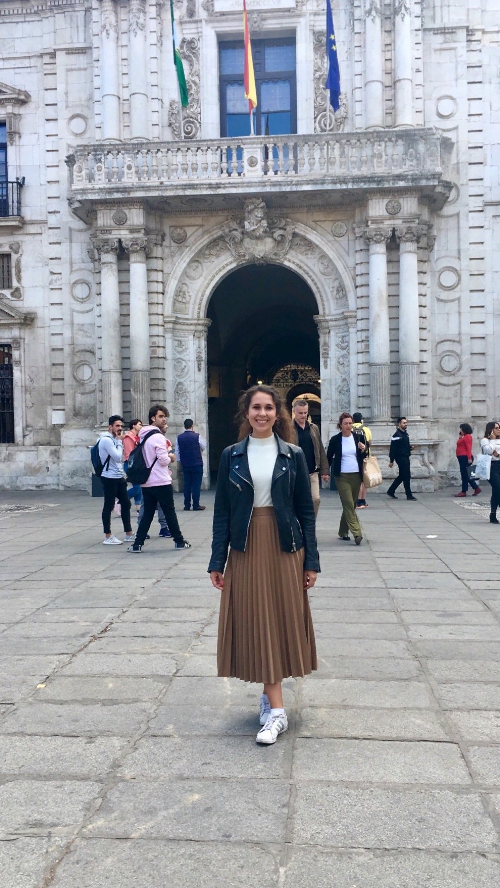 На конференцию в Севилью? На конференцию в Севилью?