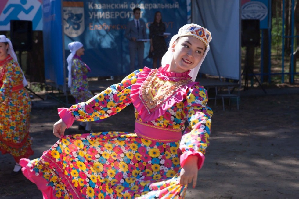 В лагере 'Буревестник' открылась профильная смена для студентов-стипендиатов Министерства образования и науки РТ В лагере 'Буревестник' открылась профильная смена для студентов-стипендиатов Министерства образования и науки РТ