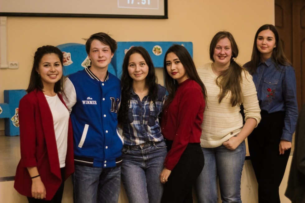 ����� ����.