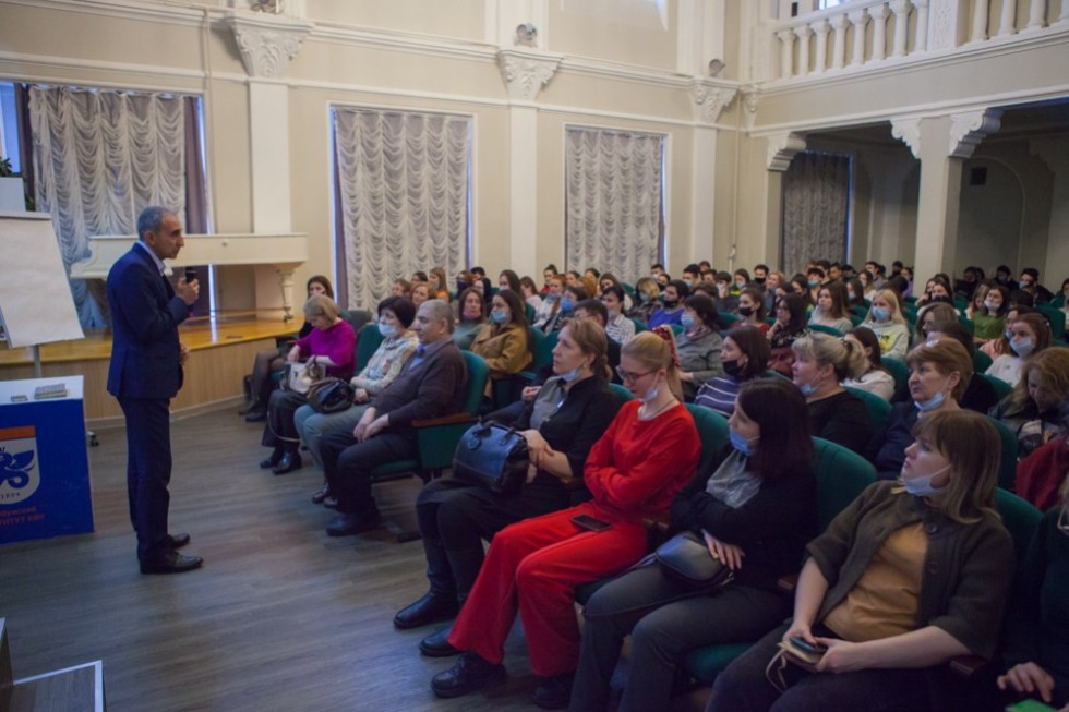 ������ �������� ����������