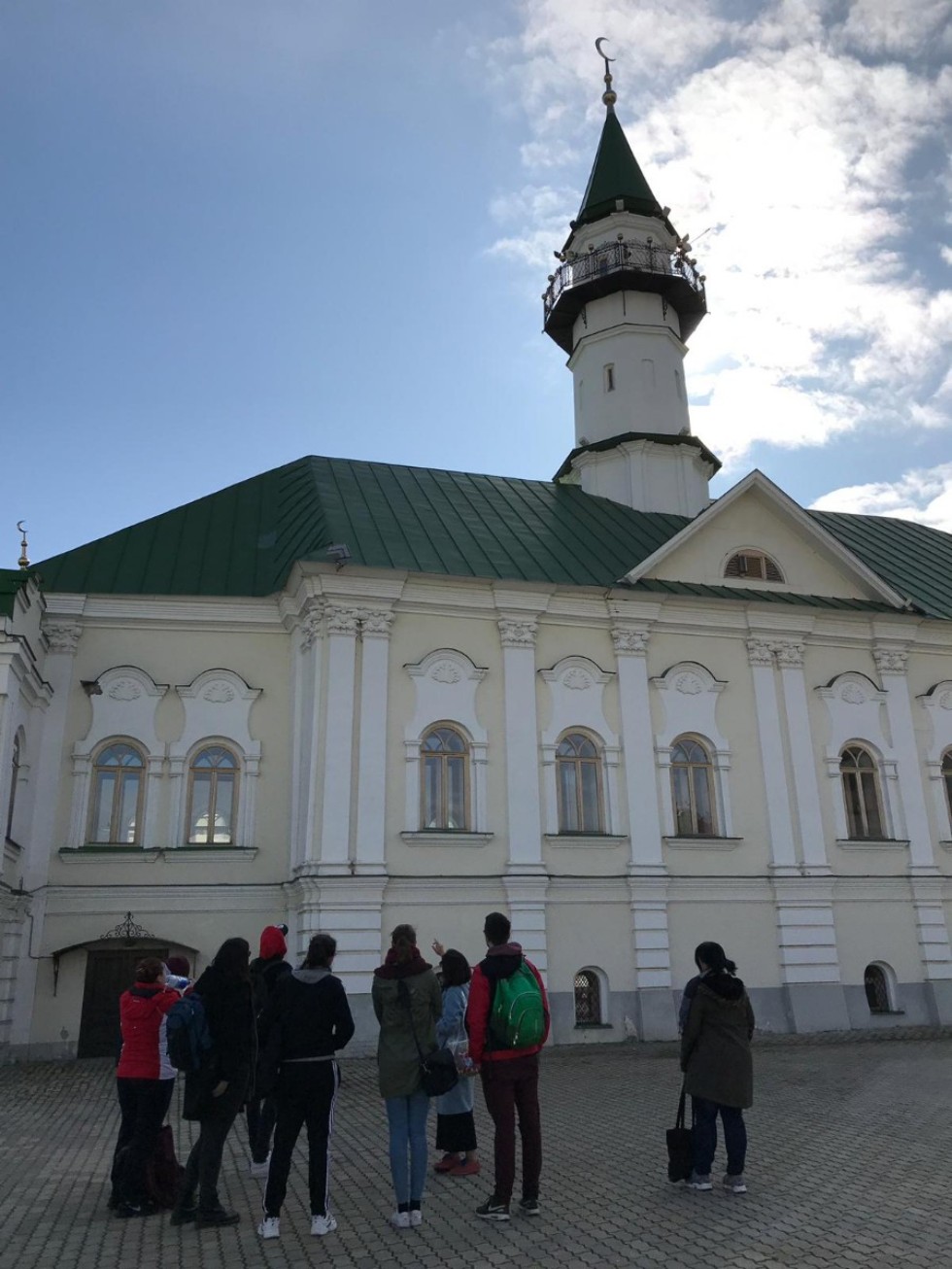 С другой стороны? С другой стороны?