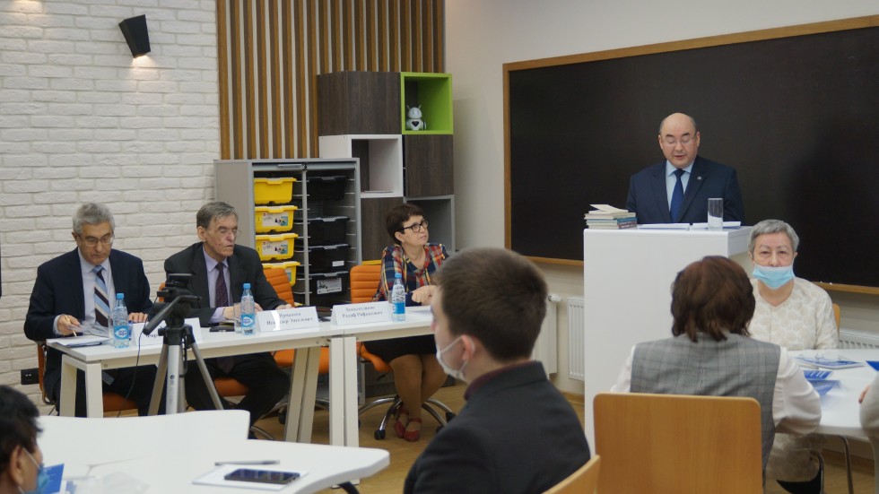 �������� ������������� ������-������������ �����������, ����������� 100-����� �� ��� �������� ��������� ��� ���������