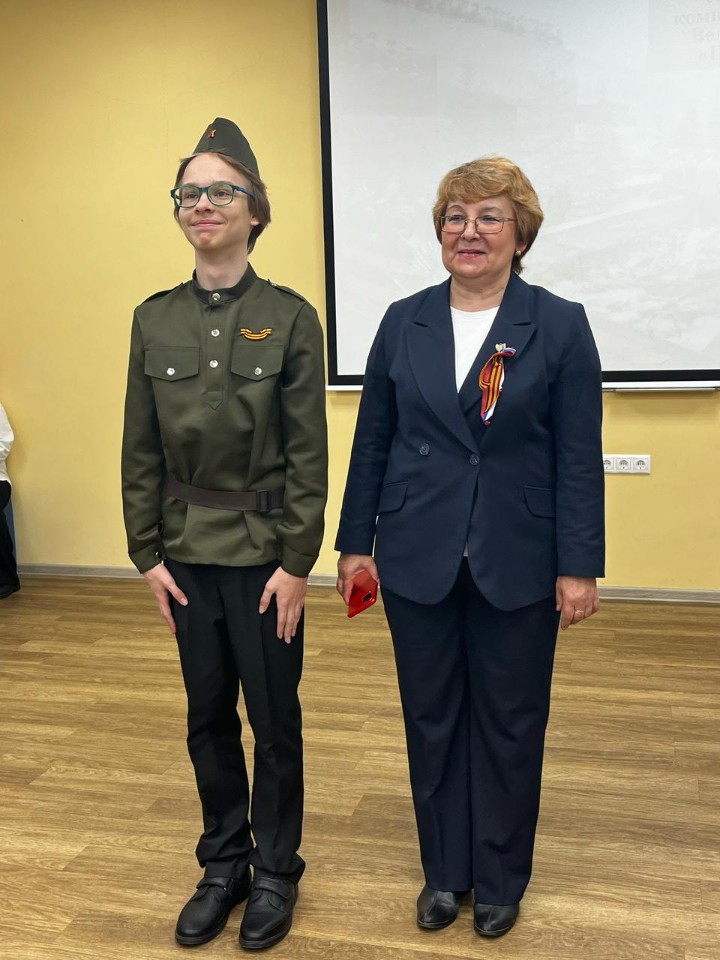 Спектакль детского театра 'Радуга' показал патриотический спектакль к 80-летию Великой Победы 'Помним! Чтим! Гордимся!' Спектакль детского театра 'Радуга' показал патриотический спектакль к 80-летию Великой Победы 'Помним! Чтим! Гордимся!'