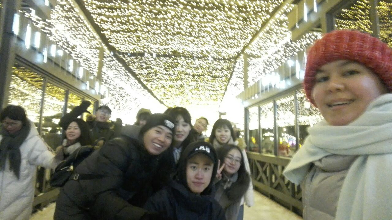 В России китайские студенты встречают Новый год два раза В России китайские студенты встречают Новый год два раза