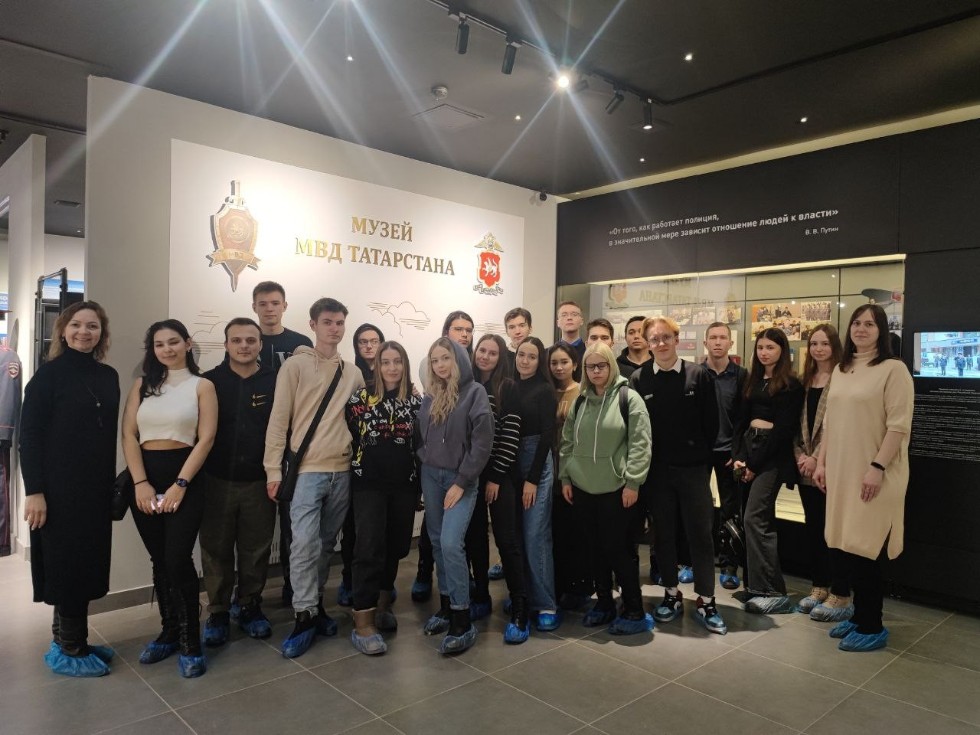 Студенты 3 курса специальности Студенты 3 курса специальности