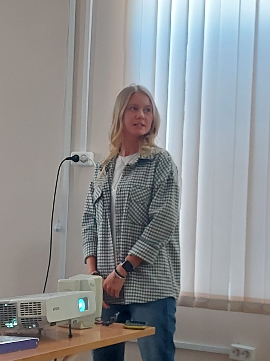 XXXY ������ ����� ������� � �������, ���������� ������� ����������� ������