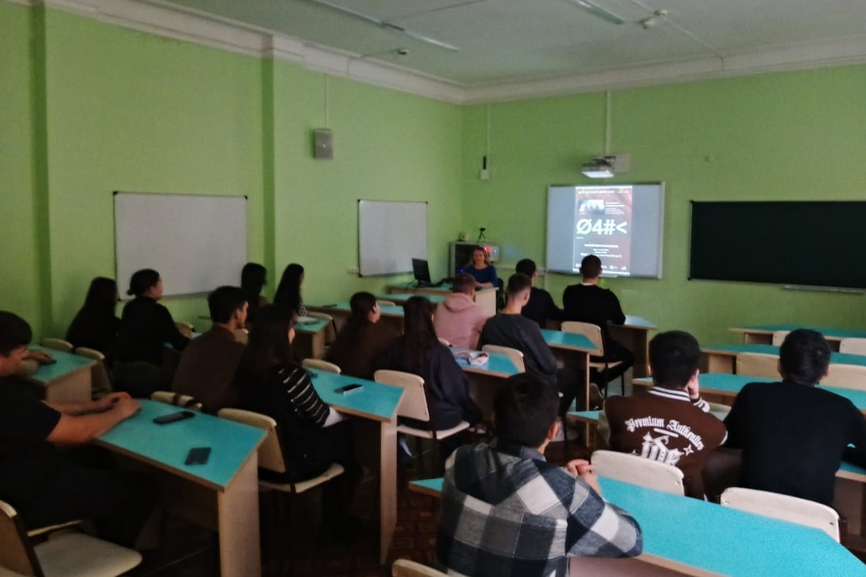 ФАНК: студенты устроили дебаты по научным фильмам ФАНК: студенты устроили дебаты по научным фильмам