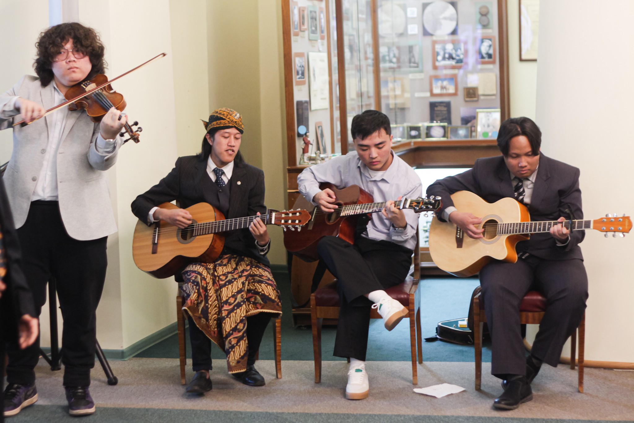 ��������� �� ������ 50-����� ����� ����������������� ������ ������ � ���