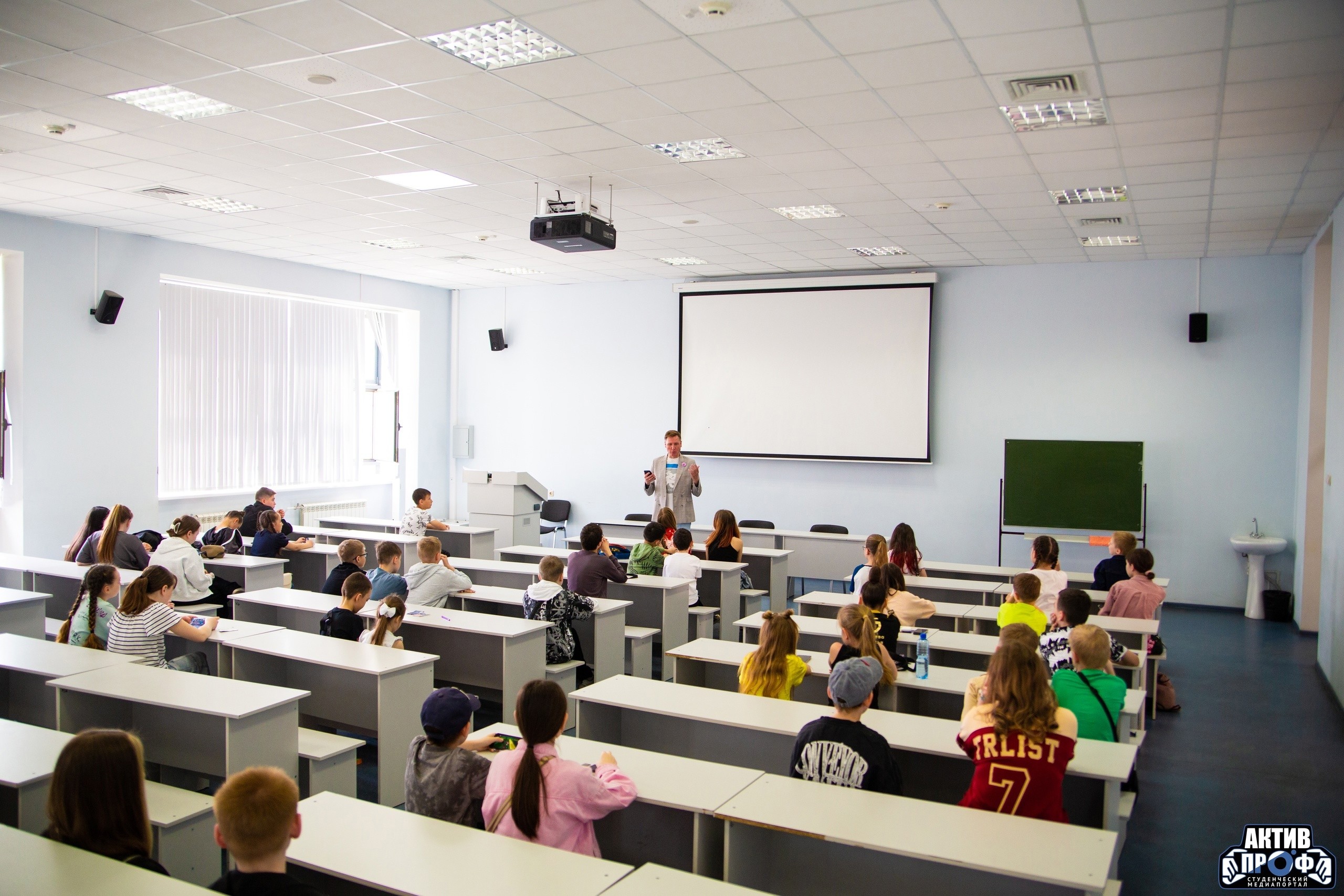 ����� ����� �������� ���� � ���� ���������