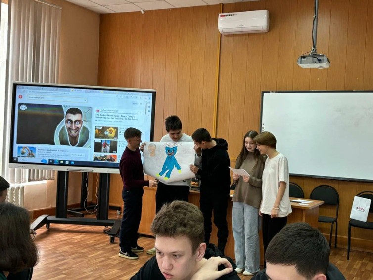 Сертификаты помощника вожатого получили участники психолого-педагогических классов Сертификаты помощника вожатого получили участники психолого-педагогических классов