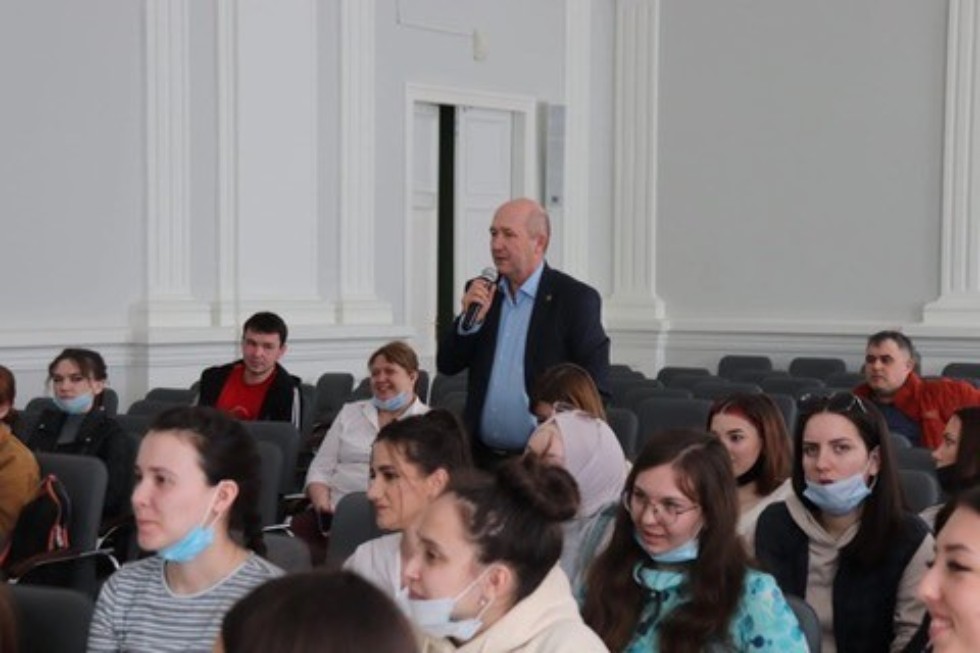 ��������� ����������: �������� � ����������� ��������